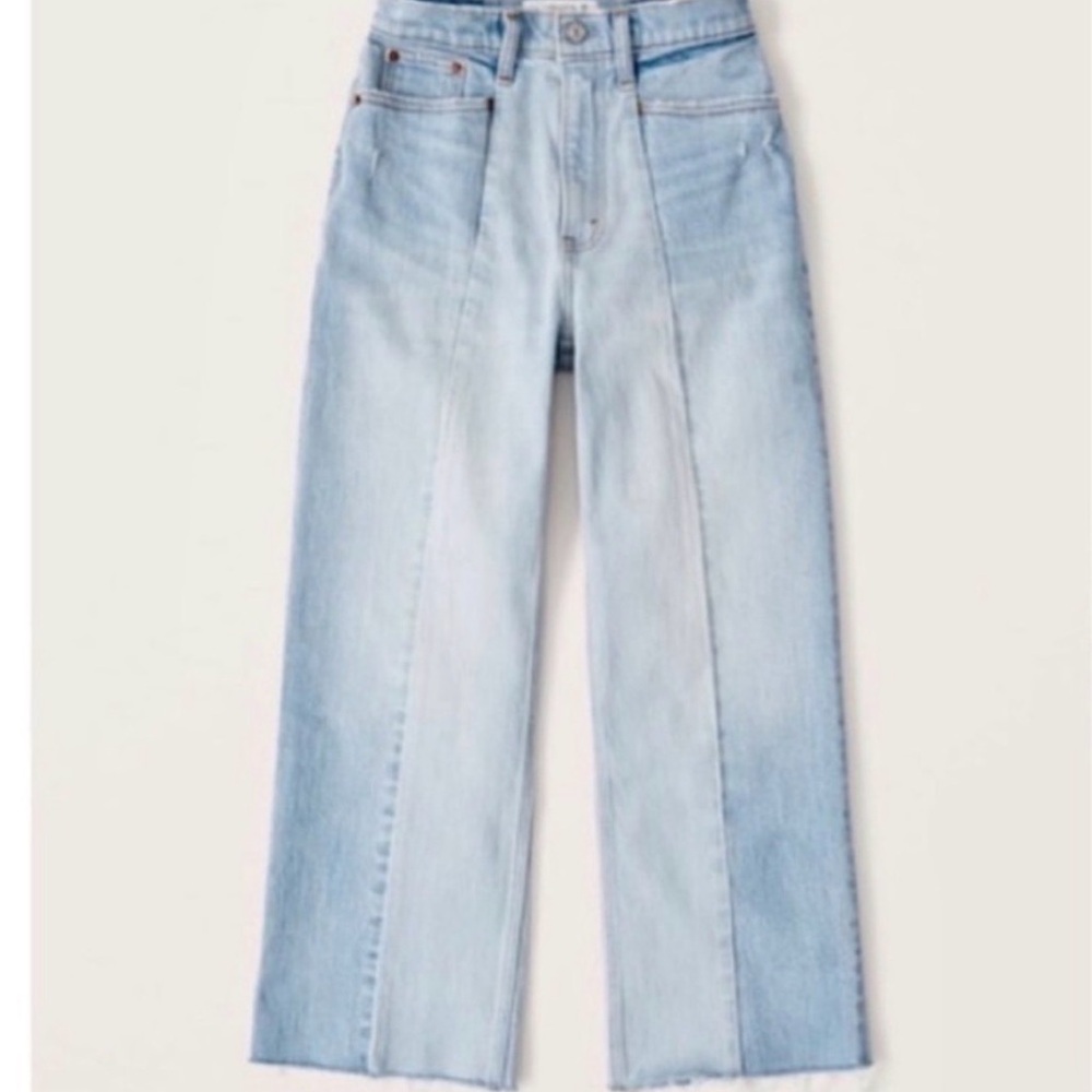 Abercrombie & Fitch Light Blue Straight Leg Curve Love Jean, 4P